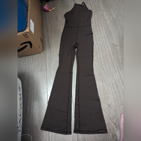 SOLD ⭐⭐Worn once, Leila flared jumpsuit in rich mocha brown xxs perf.cond - Picture 6 of 6